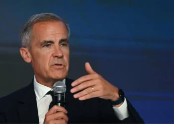 ഹാർപ്പറുടെ മന്ത്രി പദവി ക്ഷണം: കാർണിയുടെ അവകാശവാദം പുതിയ വിവാദം സൃഷ്ടിക്കുന്നു