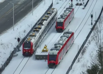 കടുത്ത ശൈത്യകാലം: ടൊറന്റോ ട്രാൻസിറ്റ് സർവീസ് തടസ്സം, കമ്മീഷൻ മാപ്പ് പറഞ്ഞു!