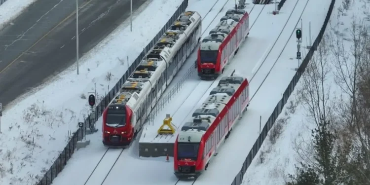 കടുത്ത ശൈത്യകാലം: ടൊറന്റോ ട്രാൻസിറ്റ് സർവീസ് തടസ്സം, കമ്മീഷൻ മാപ്പ് പറഞ്ഞു! 1 കടുത്ത ശൈത്യകാലം: ടൊറന്റോ ട്രാൻസിറ്റ് സർവീസ് തടസ്സം, കമ്മീഷൻ മാപ്പ് പറഞ്ഞു!