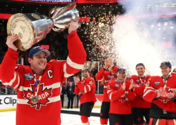 മക്ഡേവിഡിന്റെ ഓവർടൈം മാജിക്ക്!കാനഡക്ക് വീണ്ടും ഹോക്കി ഗോൾഡ് നേട്ടം 7 മക്ഡേവിഡിന്റെ ഓവർടൈം മാജിക്ക്!കാനഡക്ക് വീണ്ടും ഹോക്കി ഗോൾഡ് നേട്ടം