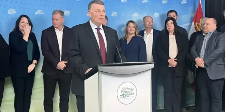 കനേഡിയൻ പ്രിമിയർ രാജിവെച്ചു!