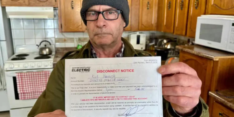 പി.ഇ.ഐ.യിൽ വൈദ്യുതി ബിൽ കുതിച്ചുയരുന്നു! 1 പി.ഇ.ഐ.യിൽ വൈദ്യുതി ബിൽ കുതിച്ചുയരുന്നു!