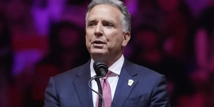 ട്രംപിന്റെ പുതിയ ദൗത്യം: സ്റ്റീവ് വിറ്റ്കോഫ് മിഡിൽ ഈസ്റ്റ് പ്രതിനിധിയായി 1 ട്രംപിന്റെ പുതിയ ദൗത്യം: സ്റ്റീവ് വിറ്റ്കോഫ് മിഡിൽ ഈസ്റ്റ് പ്രതിനിധിയായി