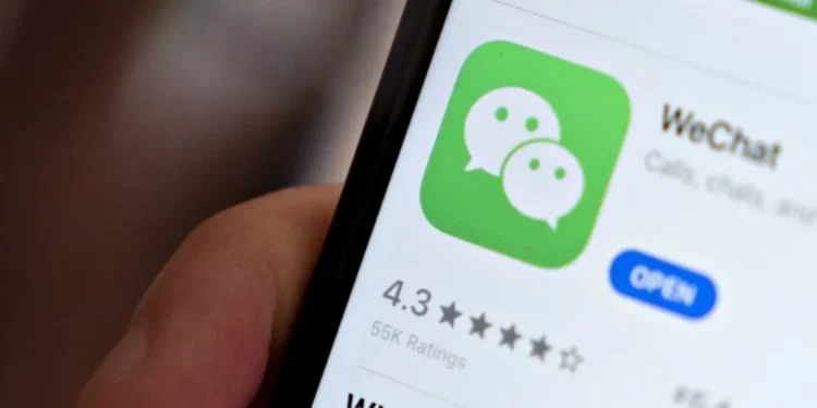 ഡ്രൈവ്‌വേ തർക്കം അപകീർത്തി കേസിൽ കലാശിച്ചു; ജോർജ് ലിയുവിന് 96,500 ഡോളർ പിഴ