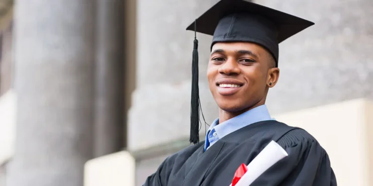 കനഡയിലേക്ക് കുടിയേറാൻ ബിരുദധാരികൾക്ക് ഇപ്പോഴും മുൻഗണന