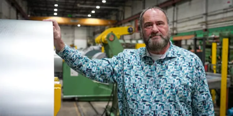 അമേരിക്കൻ നികുതി ഭീഷണി: കാനഡയിലെ ബിസിനസുകൾ അതിജീവനത്തിനായി പുതിയ മാർഗങ്ങൾ തേടുന്നു