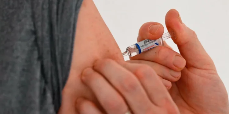 കുത്തിവയ്പ്പ് ചെറുതല്ല, അത് ജീവിത രക്ഷയാണ്! 1 കുത്തിവയ്പ്പ് ചെറുതല്ല, അത് ജീവിത രക്ഷയാണ്!