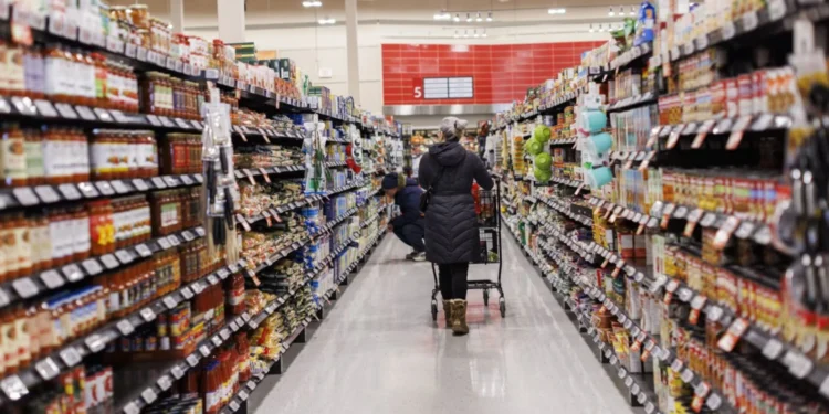 വ്യാപാര തർക്കത്തിന്റെ ഫലമായി കാനഡക്കാർ സ്വദേശി ഉൽപ്പന്നങ്ങളിലേക്ക് തിരിയുന്നു!