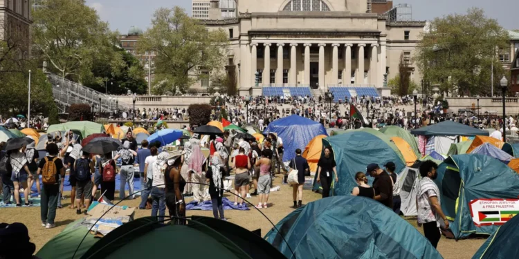 അഭിപ്രായ സ്വാതന്ത്ര്യത്തിനെതിരെ നാടുകടത്തൽ ഭീഷണി