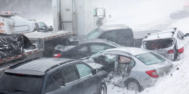 കിഴക്കൻ ഒന്റാറിയോയിൽ ഹൈവേ 416-ൽ കൂട്ടിയിടി