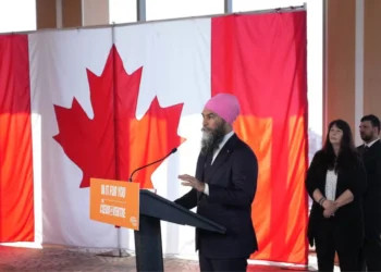 “അവർ ധനികർക്ക് വേണ്ടി ഞങ്ങൾ സാധാരണക്കാർക്കു വേണ്ടി!”-ജഗ്മീത് സിംഗ്