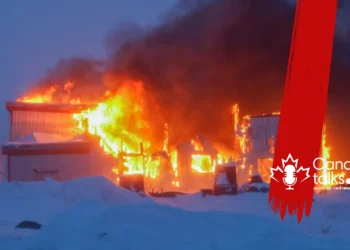 നുനാവുട്ടിലെ ബേക്കർ ലേക്കിൽ ഹാംലെറ്റ് ഗാരേജ് കത്തിനശിച്ചു