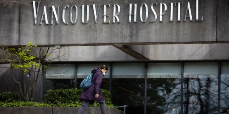 വാൻകൂവർ ആശുപത്രിയിൽ രോഗി നഴ്സിനെ ആക്രമിച്ച സംഭവം; നഴ്സസ് യൂണിയൻ ഇടപ്പെട്ടു! 1 വാൻകൂവർ ആശുപത്രിയിൽ രോഗി നഴ്സിനെ ആക്രമിച്ച സംഭവം; നഴ്സസ് യൂണിയൻ ഇടപ്പെട്ടു!