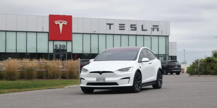 ടെസ്ലക്കെതിരെ കാനഡയിലുടനീളം പ്രതിഷേധം ഉയരുന്നു 1 ടെസ്ലക്കെതിരെ കാനഡയിലുടനീളം പ്രതിഷേധം ഉയരുന്നു