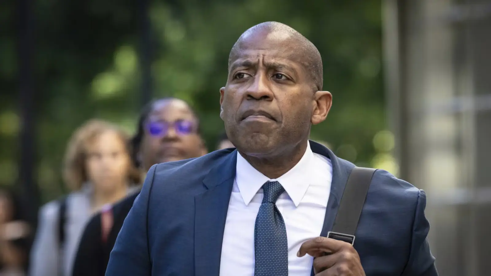 ജയിൽ വാതിൽക്കൽ നിന്ന് സ്വാതന്ത്ര്യത്തിലേക്ക്കാർലോസ് വാട്സണിന് രക്ഷയായി ട്രംപ്