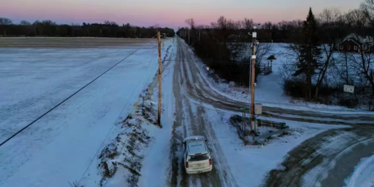 U.S ട്രാവൽ ബുക്കിങ്ങുകളിൽ വലിയ ഇടിവ്; 1 U.S ട്രാവൽ ബുക്കിങ്ങുകളിൽ വലിയ ഇടിവ്;