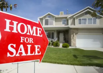 കനേഡിയൻ വീട് വില്പനയിൽ വൻ ഇടിവ്