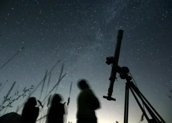 ഭൂമിയും സൂര്യനും ശുക്രനും ഒരേ നേർരേഖയിൽ!