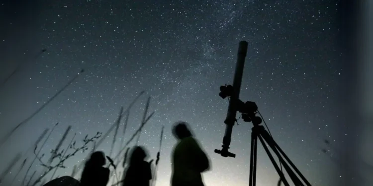 ഭൂമിയും സൂര്യനും ശുക്രനും ഒരേ നേർരേഖയിൽ!