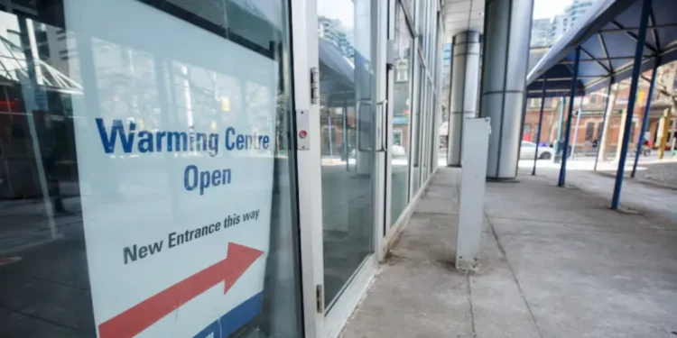 ടൊറന്റോയിൽ തണുപ്പ് ശക്തം! നഗരത്തിൽ ‘Warming Centres’ തുറക്കും
