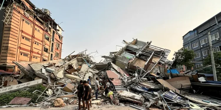 മ്യാന്മാർ ഭൂകമ്പം: മരണം 1,000 കവിഞ്ഞു 1 മ്യാന്മാർ ഭൂകമ്പം: മരണം 1,000 കവിഞ്ഞു