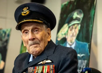 പൈലറ്റ് ജോൺ ഹെമിംഗ്‌വേ അന്തരിച്ചു