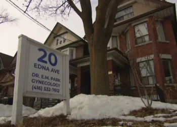 ടൊറന്റോ ഗൈനക്കോളജി ക്ലിനിക്കിലെ ശുചിത്വ പ്രശ്നം