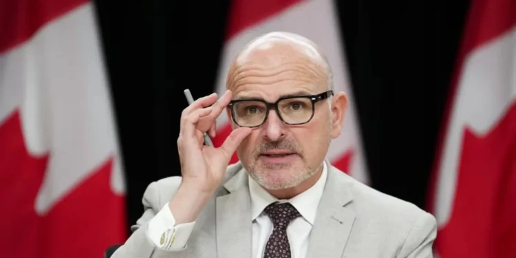 ബോയ്സൊനോൾട്ട് പിന്മാറുന്നു 1 ബോയ്സൊനോൾട്ട് പിന്മാറുന്നു