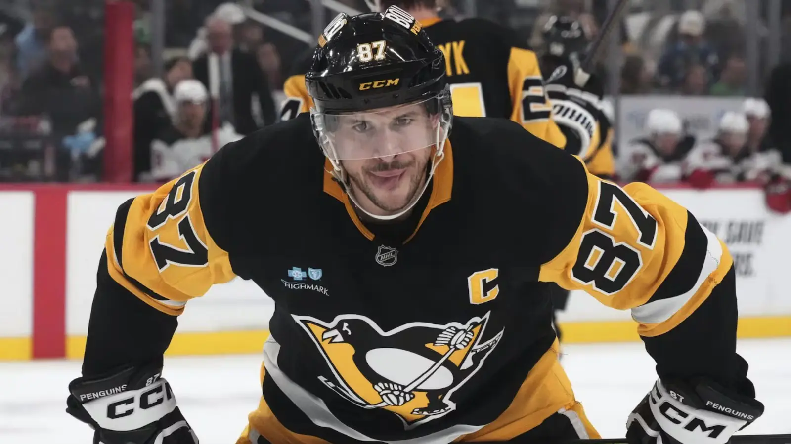 ഗ്രെറ്റ്സ്കിയുടെ 19-ാം സീസൺ റെക്കോർഡ് തകർത്ത് ക്രോസ്ബി ഹോക്കി ഇതിഹാസമായി!