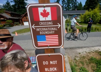 കനേഡിയൻ സ്നോബേർഡുകൾക്ക് തിരിച്ചടി; പുതിയ നിയമവുമായി അമേരിക്ക