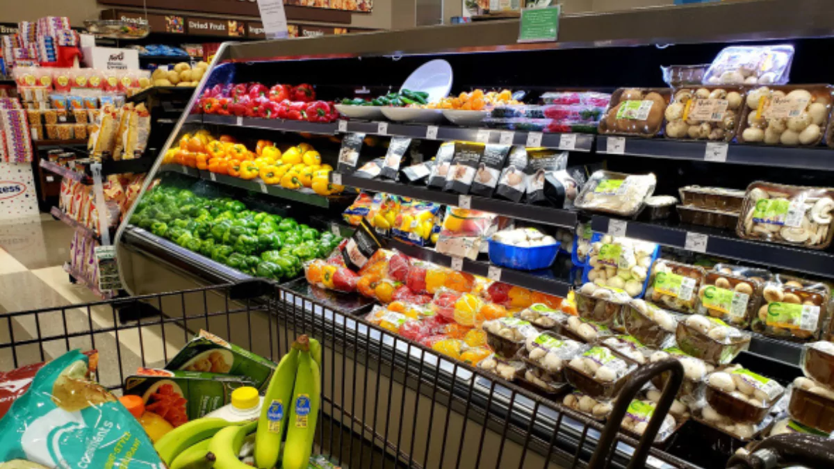 ഇക്വാലിറ്റിൽ കൺട്രി ഫുഡ് സ്റ്റോർ തുറന്നു