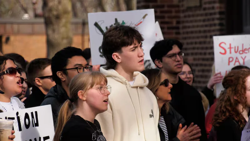 വിൻഡ്സർ സർവകലാശാലയിൽ പ്രതിഷേധം;