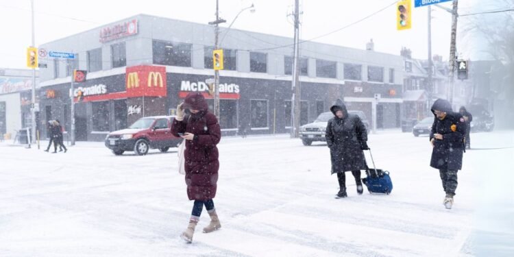 ഒന്റാരിയോയില്‍ തീവ്രമായ മഞ്ഞുവീഴ്ച!