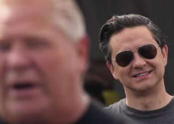 ഫോർഡ്-പൊയിലീവ്രെ അകൽച്ച: