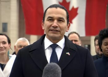 മാനിറ്റോബ പ്രീമിയർ യു.എസ് ശാസ്ത്രജ്ഞരെ സ്വാഗതം ചെയ്യുന്നു