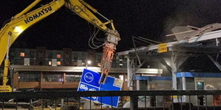 70 വർഷങ്ങൾക്ക് ശേഷം Angus L. Macdonald ബ്രിഡ്ജിൽ നിന്ന് ടോൾ നീക്കം ചെയ്യുന്നു 1 70 വർഷങ്ങൾക്ക് ശേഷം Angus L. Macdonald ബ്രിഡ്ജിൽ നിന്ന് ടോൾ നീക്കം ചെയ്യുന്നു