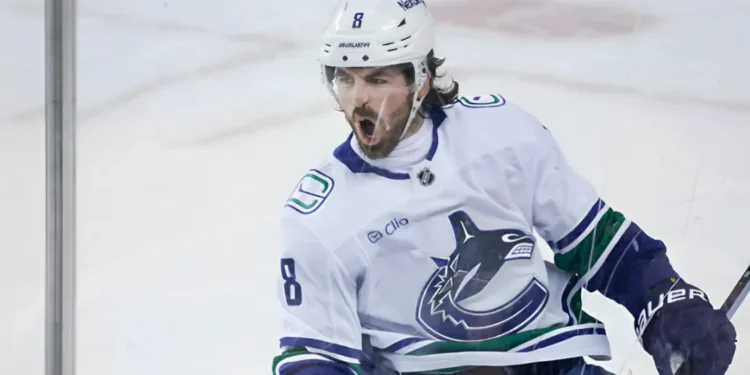 ത്രില്ലിംഗ് ഷൂട്ട്ഔട്ട്; ഫ്ലെയിംസിനെ 4-3ന് തകർത്ത്‌ കാനക്സ്