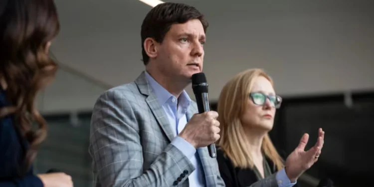 കൺസ്യൂമർ കാർബൺ നികുതി അവസാനിക്കുന്നു