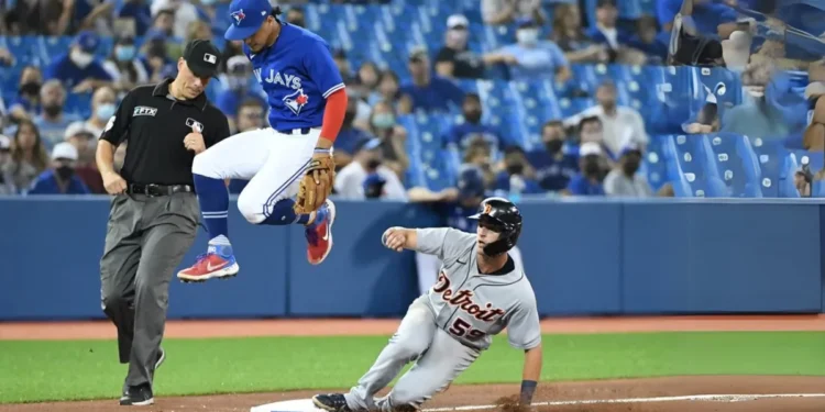 ടൊറന്റോ ബ്ലൂ ജെയ്സ് ഡെട്രോയ്റ്റ് ടൈഗേഴ്സിനെ തകർത്തു 1 ടൊറന്റോ ബ്ലൂ ജെയ്സ് ഡെട്രോയ്റ്റ് ടൈഗേഴ്സിനെ തകർത്തു