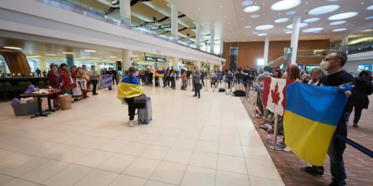 യുക്രയ്ൻകാർക്കായി കാനഡ താൽക്കാലിക വിസാ അപേക്ഷാ ജാലകം തുറന്നു 1 യുക്രയ്ൻകാർക്കായി കാനഡ താൽക്കാലിക വിസാ അപേക്ഷാ ജാലകം തുറന്നു