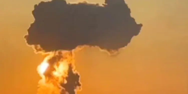 യുക്രെയ്ൻ റഷ്യയുടെ Strategic Bomber Airfield ആക്രമിച്ചു