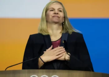 ഒളിമ്പിക് ചരിത്രത്തിൽ ആദ്യമായി WOMEN POWER ! കിർസ്റ്റി കോവൻട്രി IOC പ്രസിഡന്റ് ആയി തെരഞ്ഞടുക്കപ്പെട്ടു