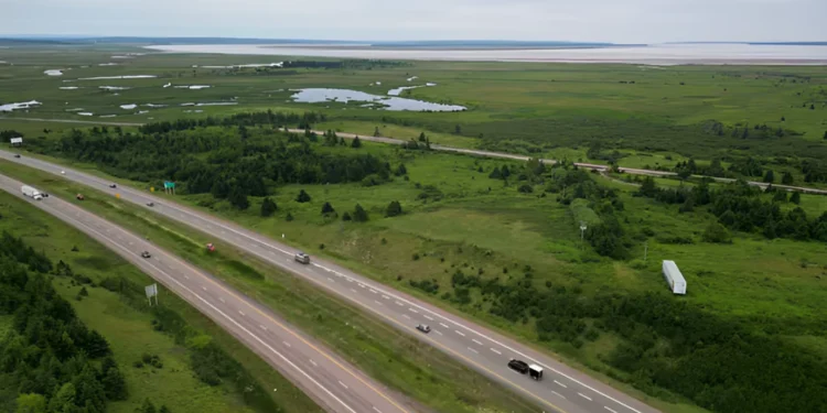 കാനഡയുടെ ജീവനാഡി സംരക്ഷിക്കാൻ 650 മില്യൺ ഡോളർ!