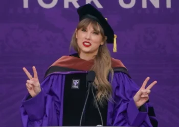 ടെയ്‌ലർ സ്വിഫ്റ്റിന്റെ പാട്ടുകൾ ഇനി ‘ചരിത്ര’പാഠങ്ങൾ!