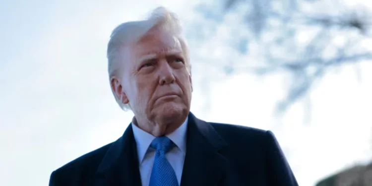 ട്രംപിന്റെ താരിഫ് ഗെയിം;ചില വ്യവസായങ്ങള്ക്ക് താത്കാലിക ഇളവ്? 1 ട്രംപിന്റെ താരിഫ് ഗെയിം;ചില വ്യവസായങ്ങള്ക്ക് താത്കാലിക ഇളവ്?