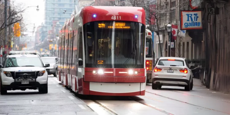 TTC ബസ് & സ്ട്രീറ്റ്‌കാർ സേവനത്തിൽ വലിയ മാറ്റം!