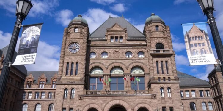 ഒന്റാറിയോ ബിസിനസുകൾക്ക് നികുതി ഇളവ്