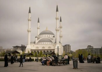 ഇസ്താംബുൾ ഭൂചലനം: 6.2 തീവ്രത, 150ൽ അധികം പേർക്ക് പരിക്ക്