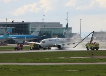 സാങ്കേതിക തകരാർ വെസ്റ്റ്‌ജെറ്റ് വിമാനം ടേക്ക്ഓഫ് റദ്ദാക്കി