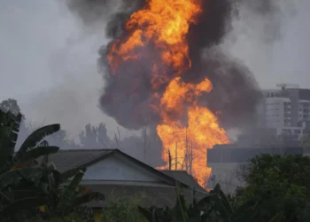 മലേഷ്യയിൽ ഗ്യാസ് പൈപ്പ്‌ലൈൻ പൊട്ടിത്തെറിച്ച് വൻ സ്ഫോടനം
